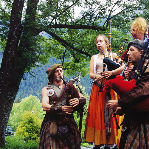 Clan Wallace, Celtica 2002